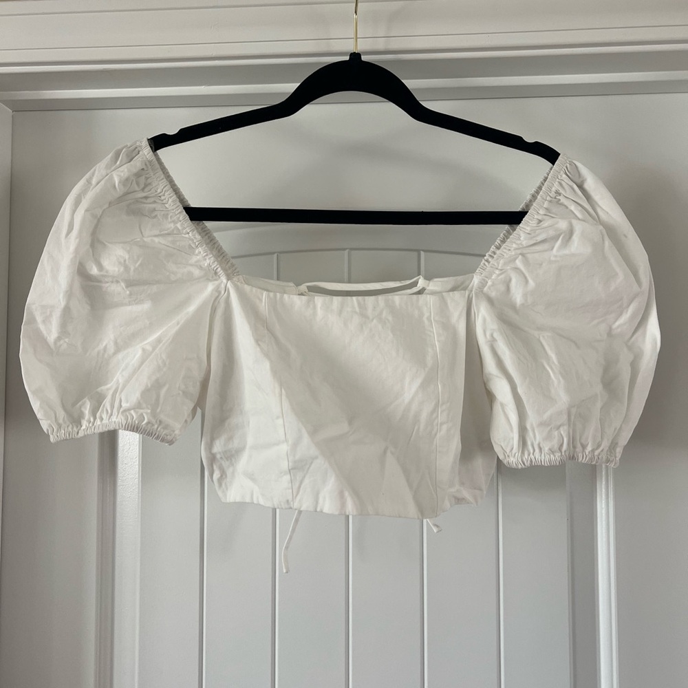 Elegant White Puff Sleeve Top